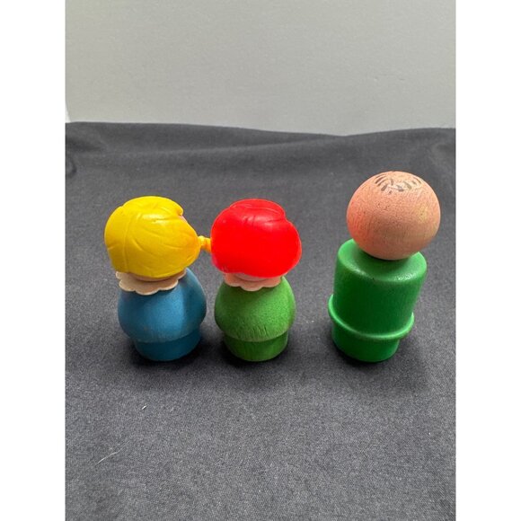 Vintage Fisher-Price Little People Set of 3 Wood Figures Boy Blonde Red Hair Gir - Picture 4 of 5